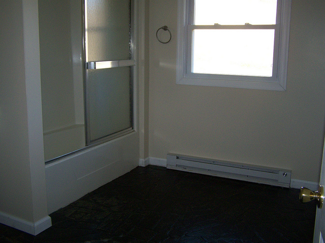 8211527834_4a4062e37a_z