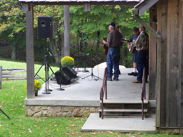 8037155927_3d403e2c24_z