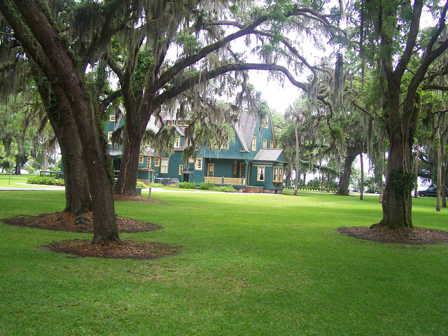 9010260285_f7d811eabd_z